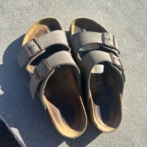 Size 8 Arizona Birkenstocks